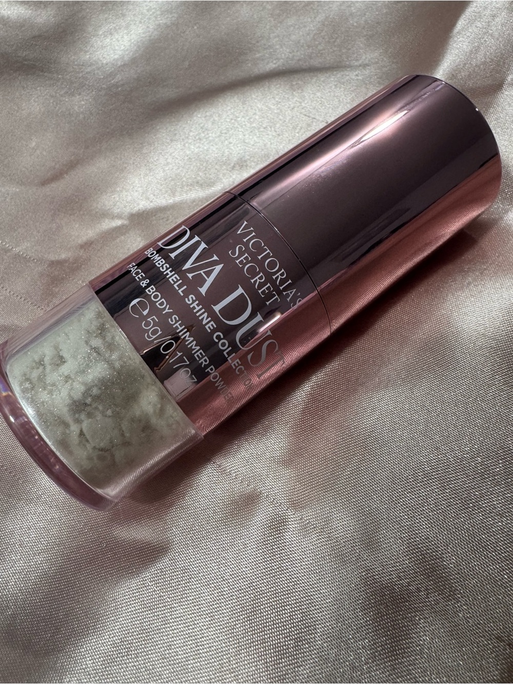 Victoria’s Secret Bombshell Shine Diva Dust Face & Body Shimmer Powder